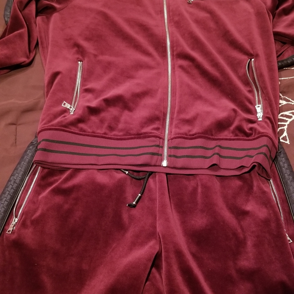 Sweatsuit
